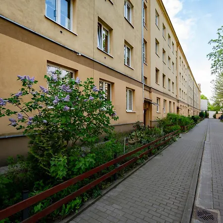 Serenity Apartment *